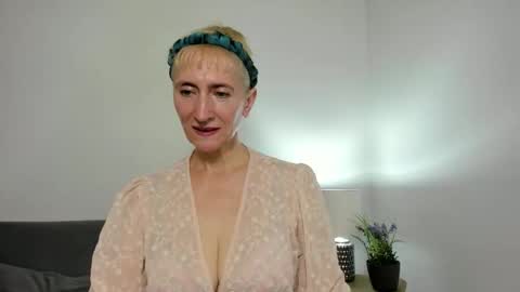 margaretmature online show from September 13, 12:13 pm