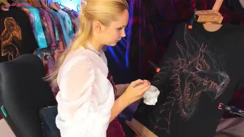 margaux_corsets6641000 online show from October 22, 1:38 pm