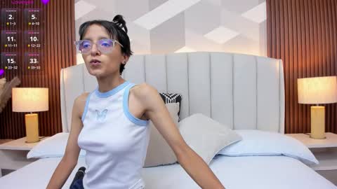 Snapshot of marge_lasander chatting on October 19, 2:35 am Aitana online show from October 19, 2:35 am