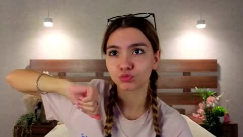 Call me Margie33 online show from February 2, 8:35 am