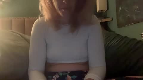 Elle online show from November 22, 4:04 am