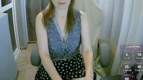 Snapshot of mari399 chatting on March 1, 8:21 pm Mari online show from March 1, 8:21 pm