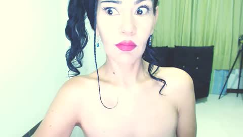 Snapshot of mari4you69 chatting on February 21, 10:07 am mari4you69 online show from February 21, 10:07 am