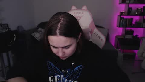 mari moore online show from November 27, 8:50 am