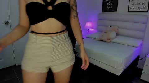 mari_salgado online show from December 11, 11:19 am