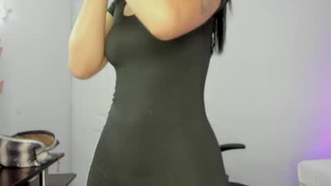 mari_salgado online show from January 18, 11:11 am