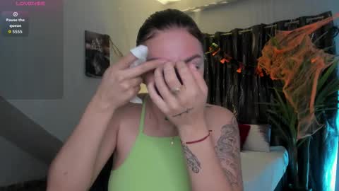 mari_salgado online show from October 29, 11:58 am