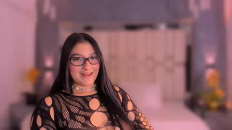 Snapshot of maria_flowers chatting on October 11, 8:00 pm MARIA online show from October 11, 8:00 pm