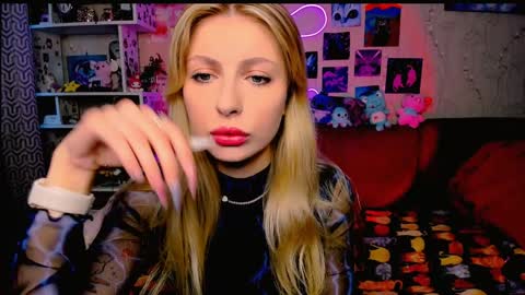 Snapshot of maria_hunt chatting on January 16, 3:02 am Maria online show from January 16, 3:02 am