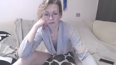 Mari online show from January 3, 6:33 am