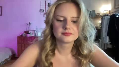 mariabbsa online show from September 16, 8:22 am