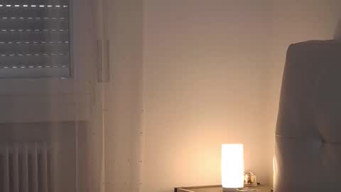 NEW ACCOUNT MariaMIlan  online show from October 4, 7:14 am