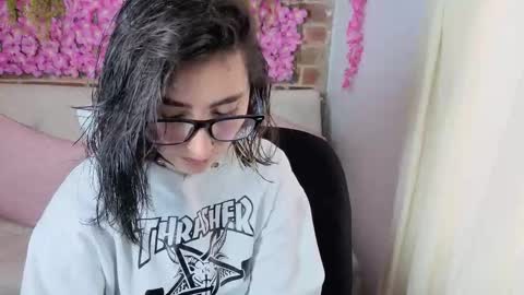 Maria online show from March 23, 6:03 pm