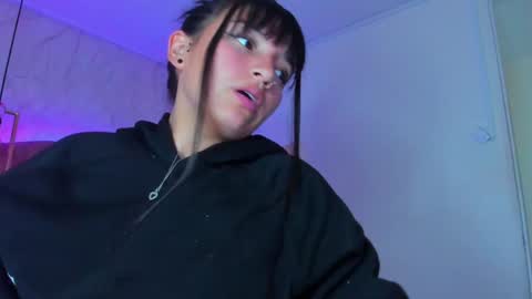 Snapshot of mariam__cute chatting on February 4, 7:00 pm online show from February 4, 7:00 pm
