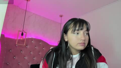 Snapshot of mariam__cute chatting on December 28, 6:50 pm online show from December 28, 6:50 pm