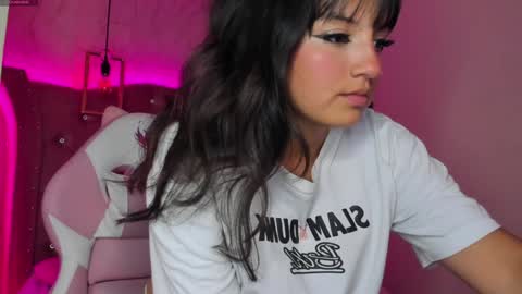 Snapshot of mariam__cute chatting on January 8, 6:41 pm online show from January 8, 6:41 pm