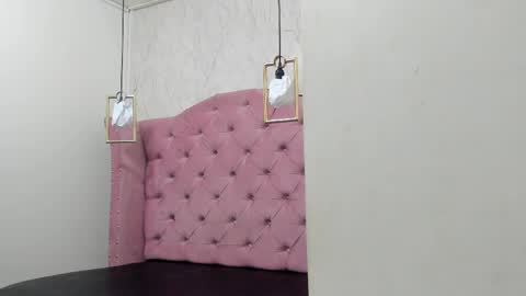 Snapshot of mariam__cute chatting on February 16, 4:10 pm online show from February 16, 4:10 pm