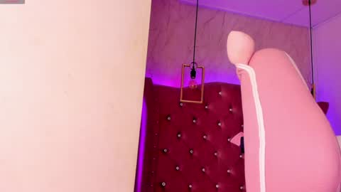 Snapshot of mariam__cute chatting on January 14, 6:28 pm online show from January 14, 6:28 pm