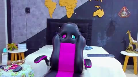  MARIAM online show from October 15, 2:30 pm