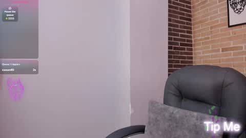 Snapshot of mariam_scott18 chatting on September 18, 7:23 pm Mariam online show from September 18, 7:23 pm