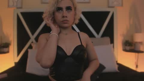 Marian online show from December 23, 2:37 am