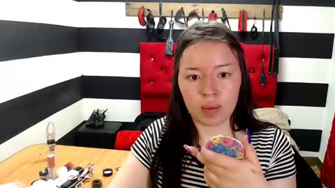 Snapshot of marian_ran_ chatting on March 3, 2:22 am Marian online show from March 3, 2:22 am