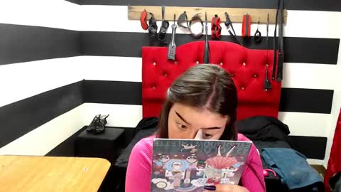 Snapshot of marian_ran_ chatting on March 1, 2:59 am Marian online show from March 1, 2:59 am