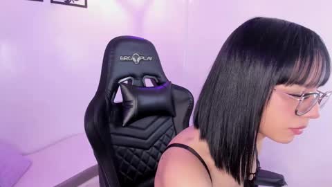 marian_smith_ online show from September 17, 4:32 am