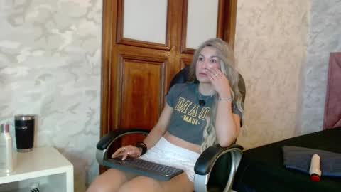 Mariana online show from November 30, 12:42 pm