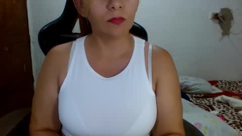 mariana995649 online show from December 21, 4:14 pm
