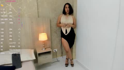 Mariana Allen online show from February 7, 7:40 pm