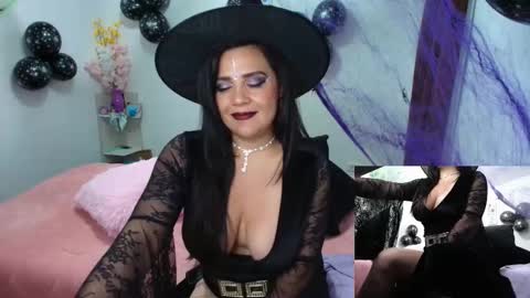 Mariana online show from October 31, 6:04 am