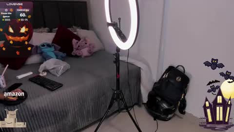 Snapshot of mariana_c chatting on October 7, 3:05 pm Mar y online show from October 7, 3:05 pm