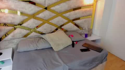 Snapshot of mariana_jhones_ chatting on October 14, 8:11 pm Mariana online show from October 14, 8:11 pm