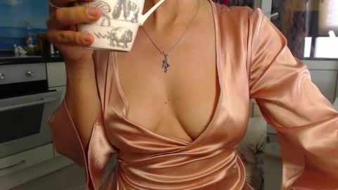 Snapshot of mariana_mur chatting on September 22, 3:32 pm MarianaMur online show from September 22, 3:32 pm