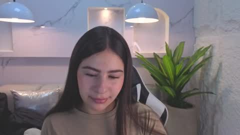 Mariana  online show from September 9, 1:55 pm