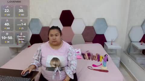 Snapshot of marianabbw_ chatting on October 15, 6:54 pm mariana online show from October 15, 6:54 pm