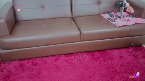 Snapshot of marianaluquez chatting on October 23, 4:18 am Mariana online show from October 23, 4:18 am