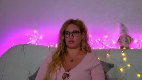 Maria online show from December 19, 10:34 am