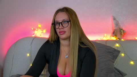 Maria online show from January 11, 6:54 pm