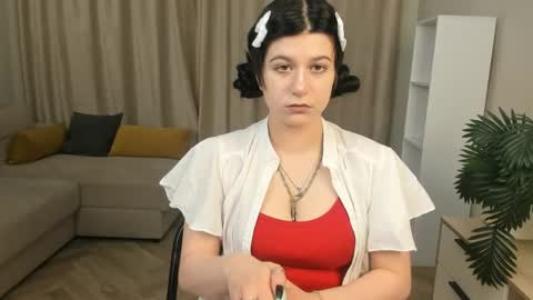 Marian online show from May 21, 6:39 pm