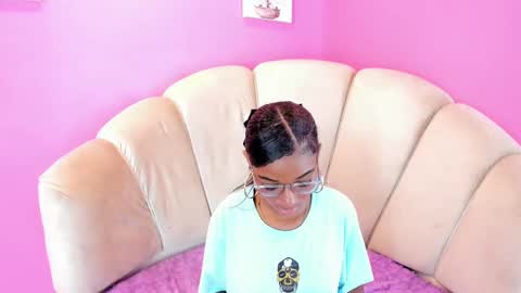 Snapshot of marianrosse chatting on September 9, 9:36 pm marianrosse online show from September 9, 9:36 pm