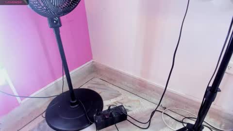 Snapshot of marianrosse chatting on September 28, 8:14 pm marianrosse online show from September 28, 8:14 pm