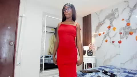 Snapshot of marianrosse chatting on October 28, 11:09 pm marianrosse online show from October 28, 11:09 pm