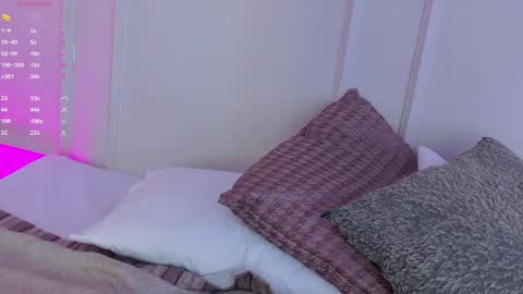 Maria Pettit online show from September 22, 12:14 pm