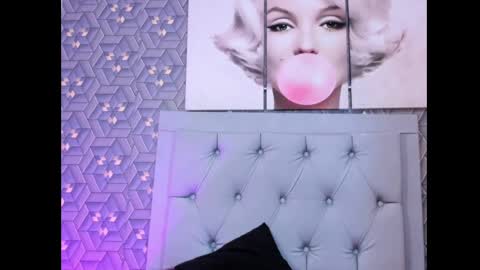 Marie online show from September 11, 3:45 pm