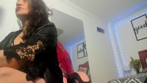 Snapshot of marie_mature chatting on March 5, 6:12 pm marie online show from March 5, 6:12 pm