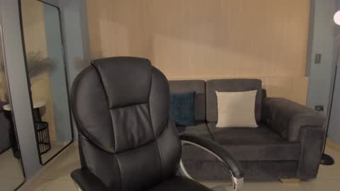 Snapshot of mariejane2 chatting on December 3, 10:48 am Im Marie Jane online show from December 3, 10:48 am