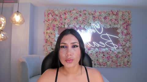 Snapshot of mariejane2 chatting on January 31, 10:42 am Im Marie Jane online show from January 31, 10:42 am