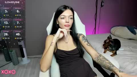 Maria  online show from October 11, 1:47 pm